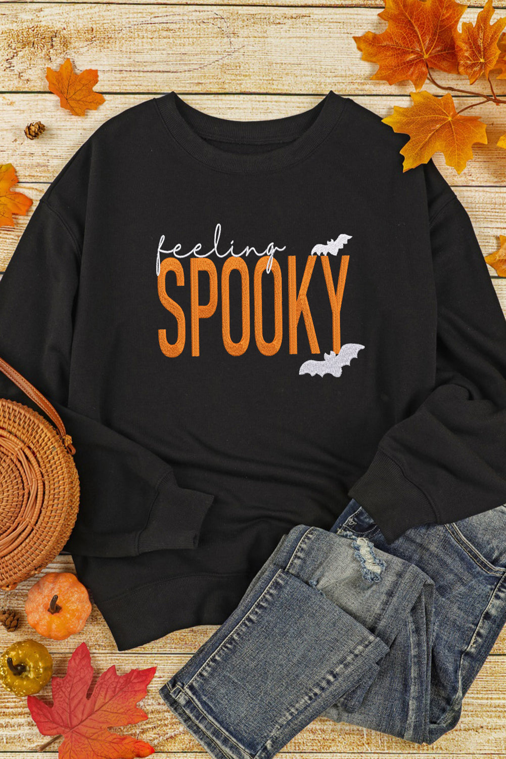 *Black Feeling Spooky Halloween Embroidered Graphic Baggy Sweatshirt