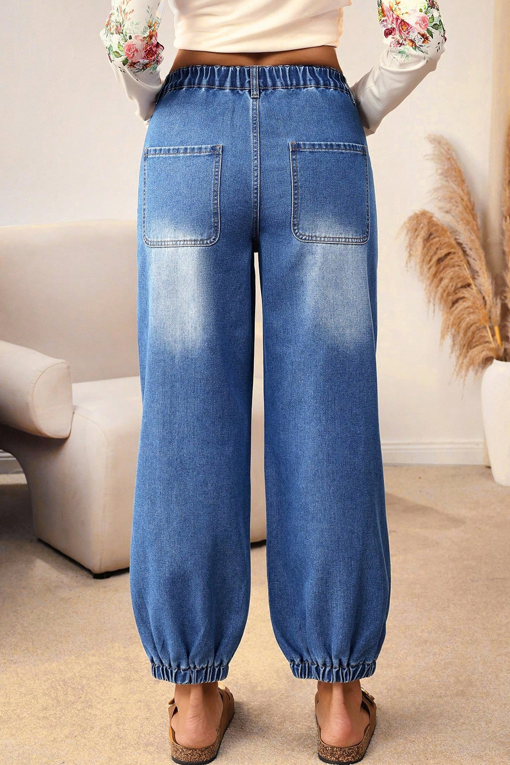 *Blue 4 Buttons Front Tapered Casual Loose Fit Jeans