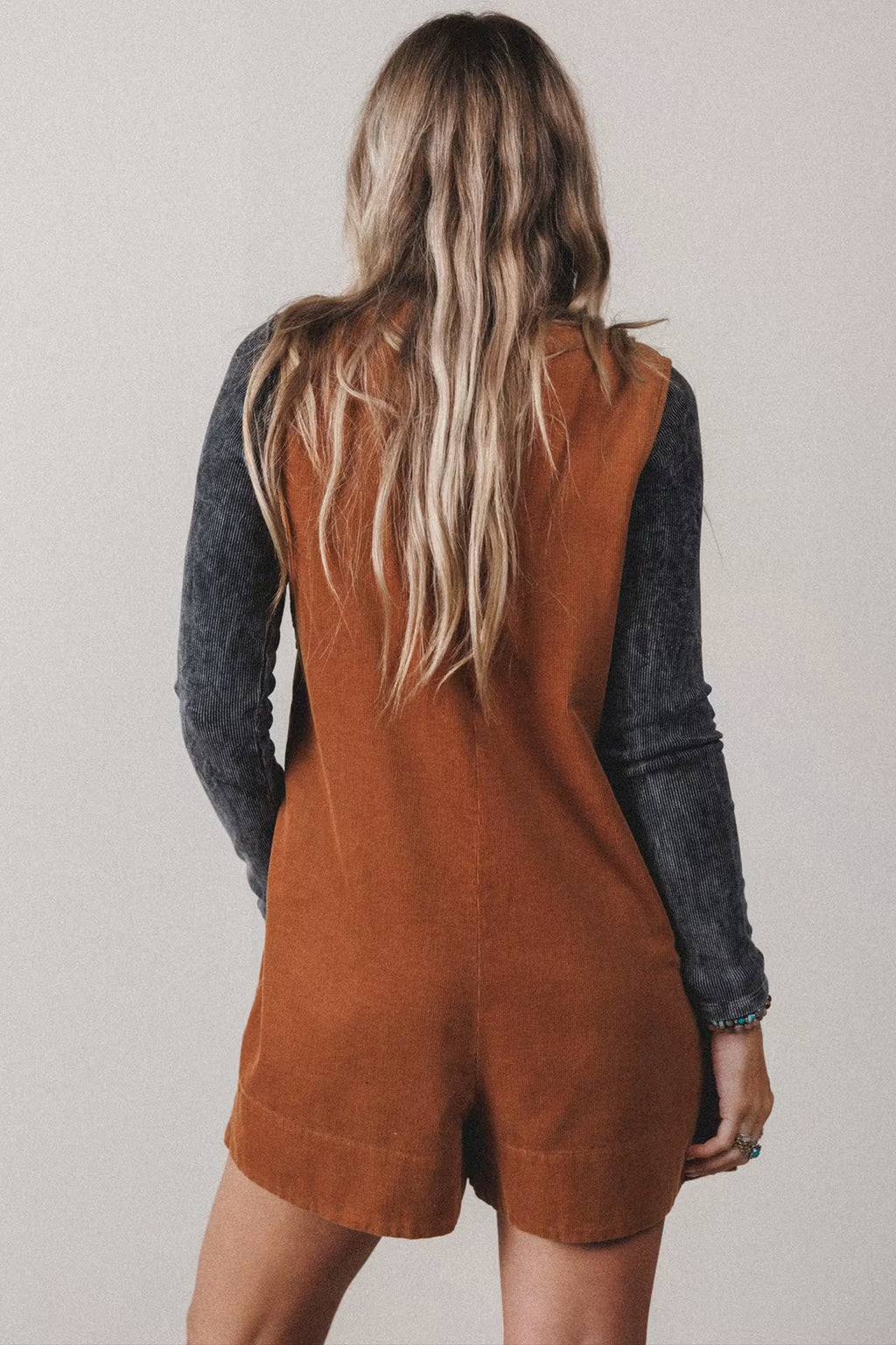*Cinnamon Solid Color Tie V Neck Sleeveless Corduroy Romper