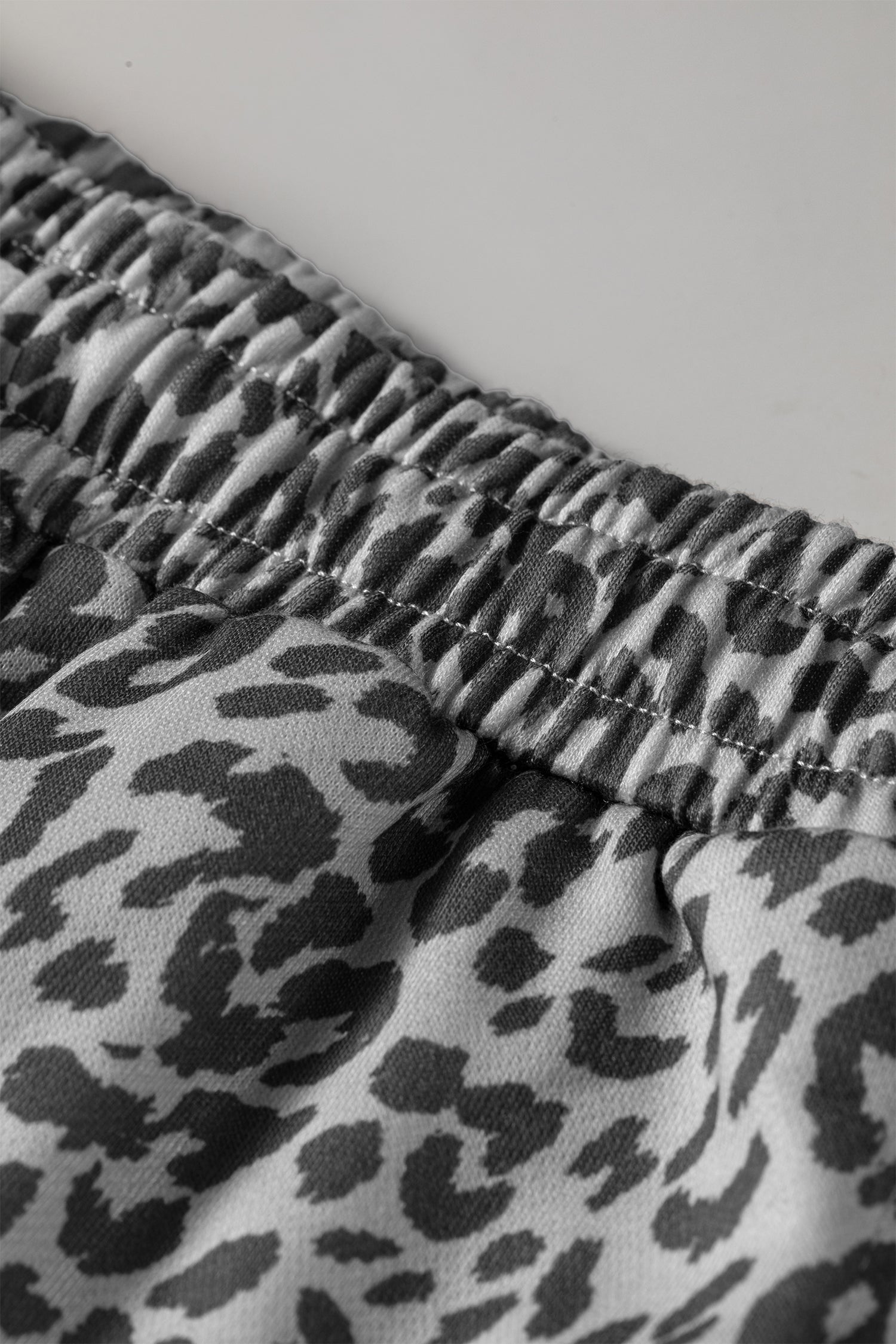 *Gray Leopard Print Star Patched Drawstring Elastic Waist Jogger Pants