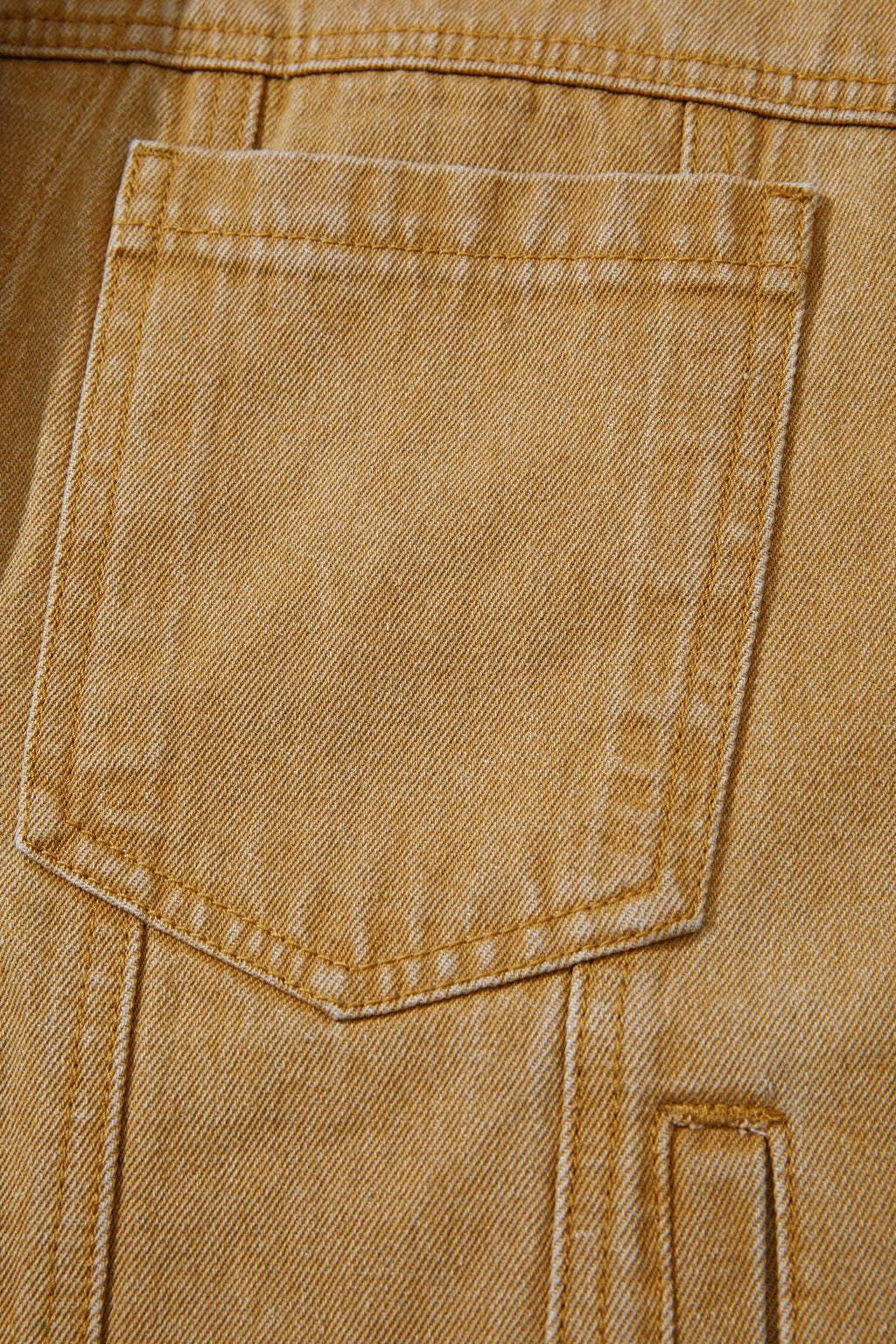 *honey gold Metal Button Front Long Sleeve Collar Denim Jacket