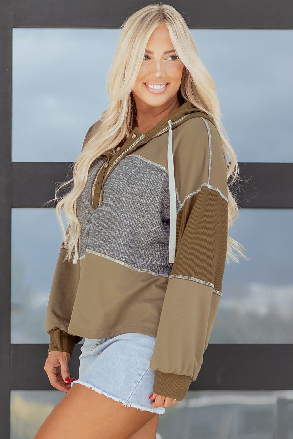*Jungle Green Mixed Texture Patchwork Exposed Seam Half Button Pullover Hooded Sweatshirt