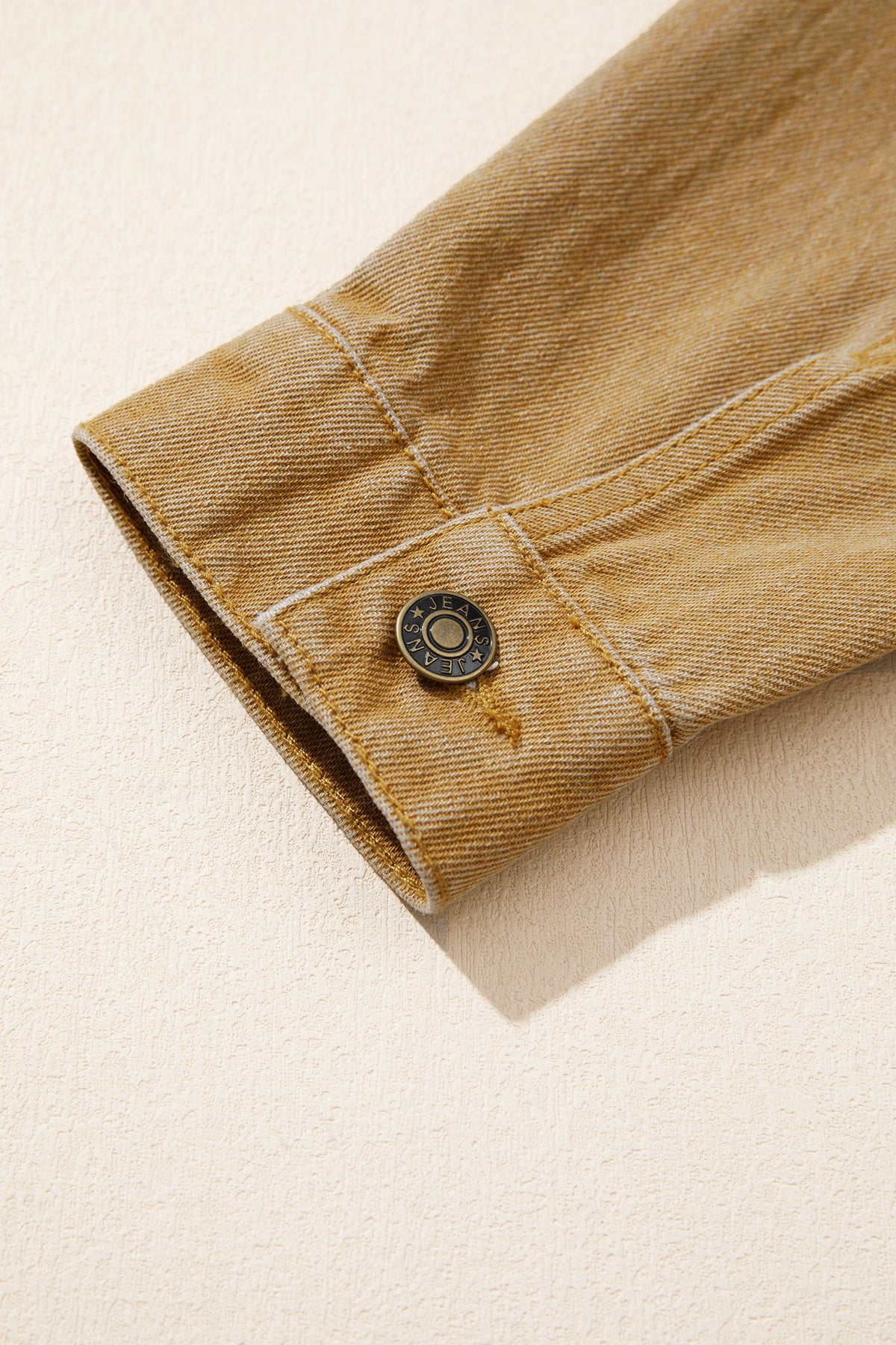 *honey gold Metal Button Front Long Sleeve Collar Denim Jacket