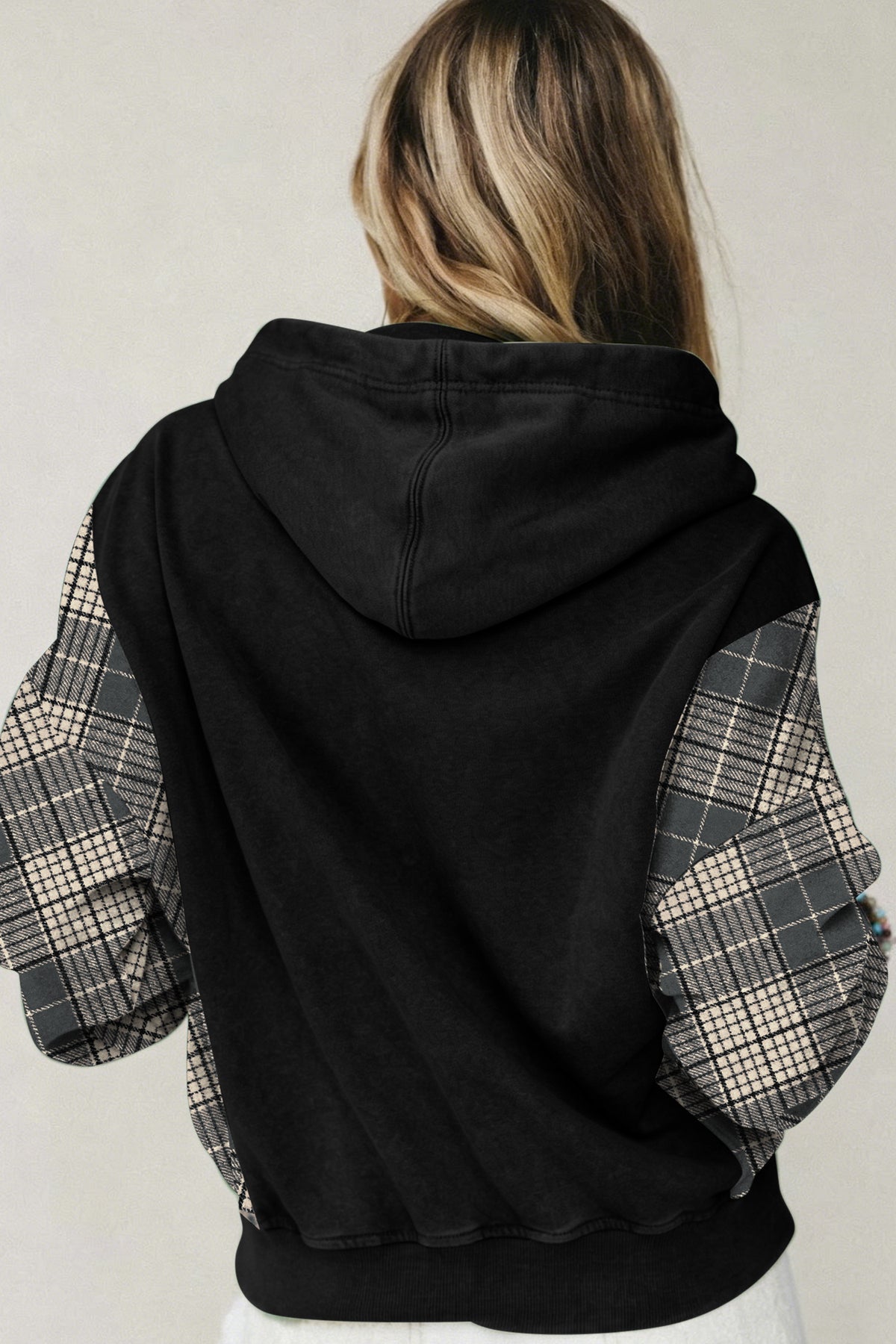*Black Plaid Sleeve Drawstring Pocket Hooded Sweatshirt