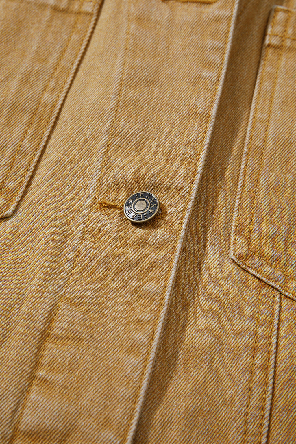 *honey gold Metal Button Front Long Sleeve Collar Denim Jacket