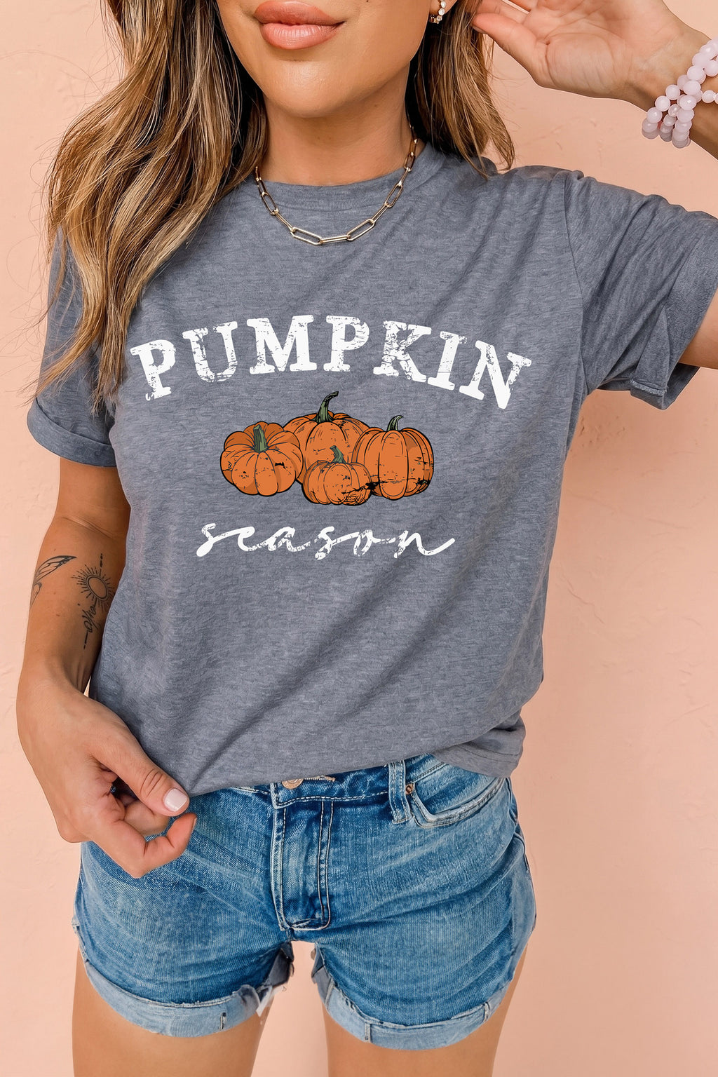 *Gray Pumpkin Season Graphic Round Neck Short Sleeve T-Shirt