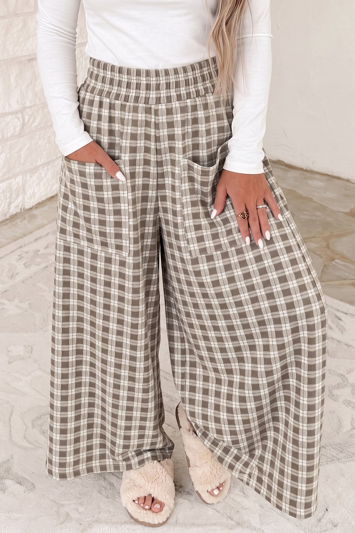 *Khaki Plaid Elastic Waist Patch Pocket Wide Leg Pants
