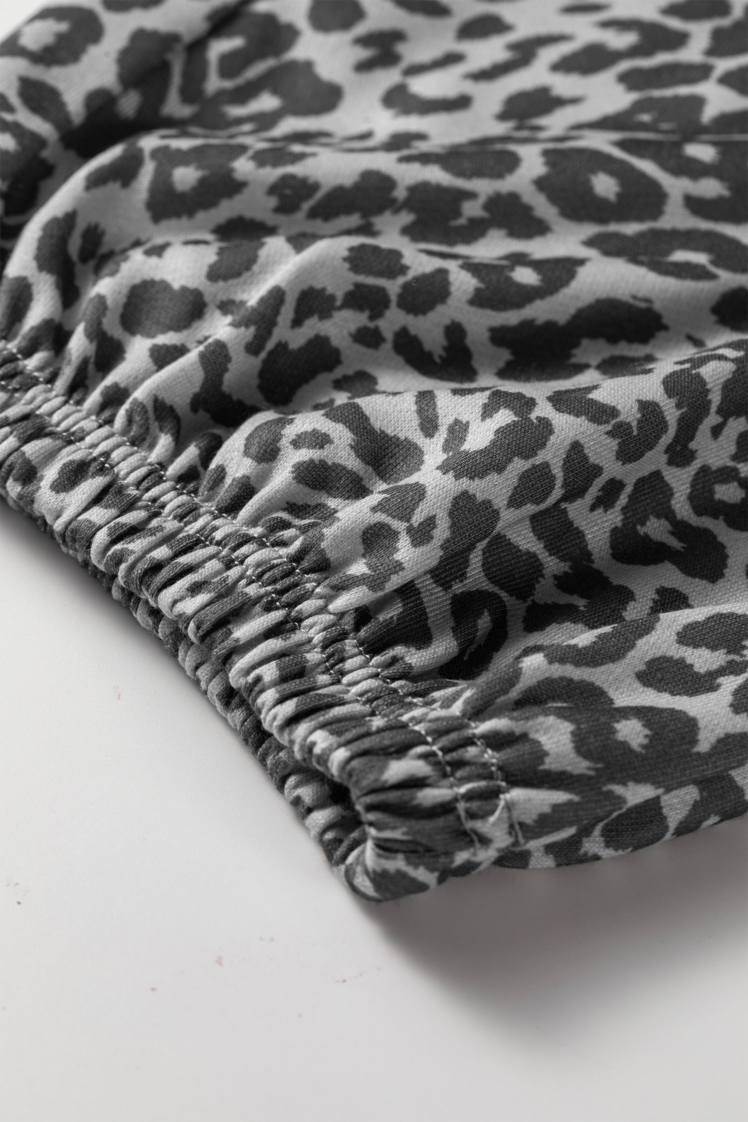 *Gray Leopard Print Star Patched Drawstring Elastic Waist Jogger Pants