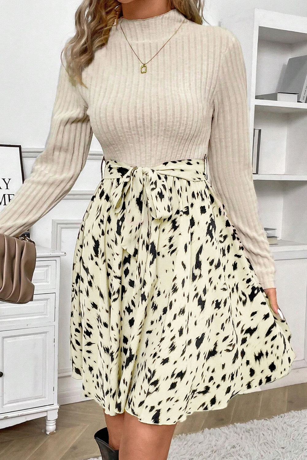 *Black Ribbed Knit Patchwork Printed Belted A-line Dress