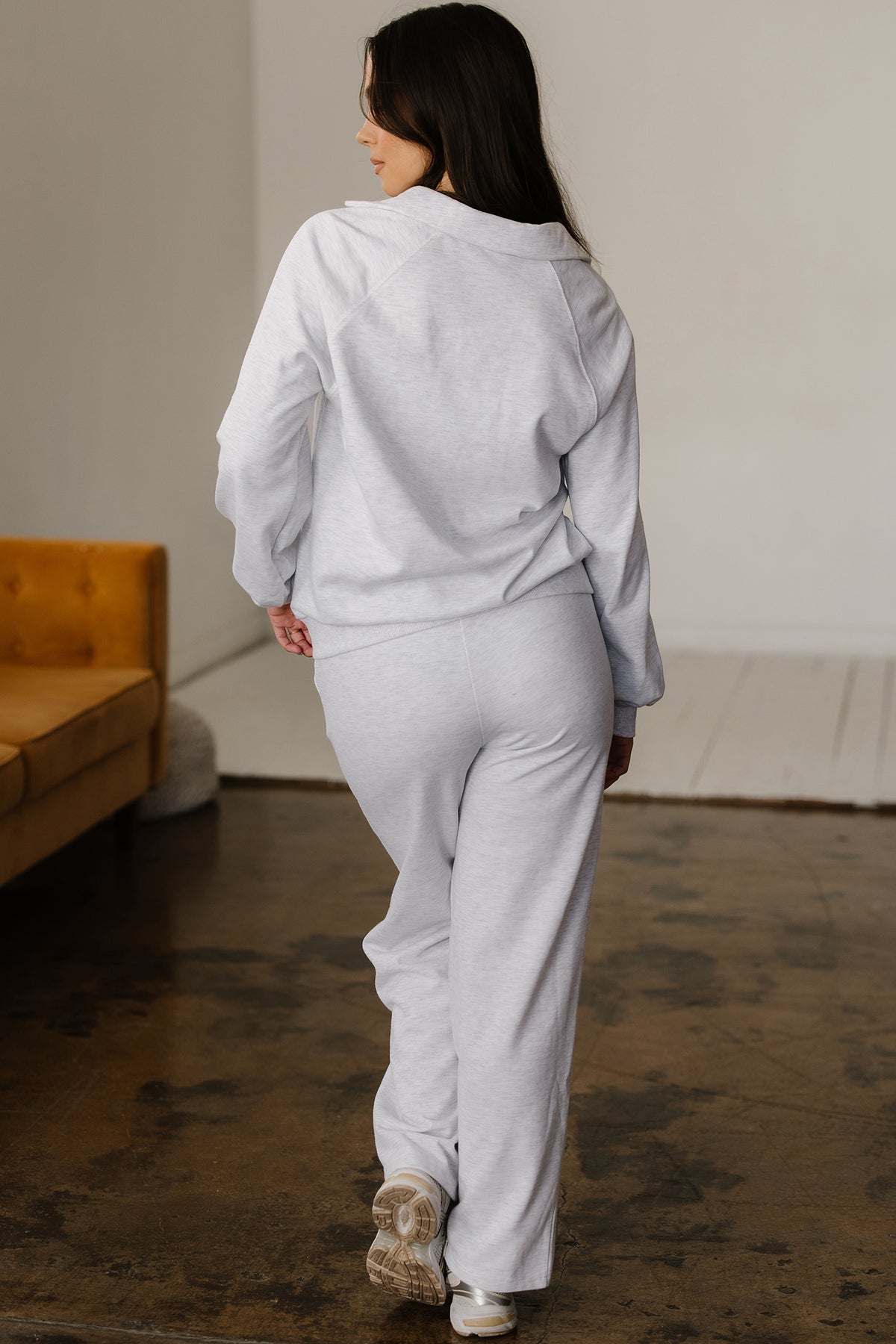 *Dark Khaki Polo Collar V Neck Pullover and Drawstring Sweatpants Set