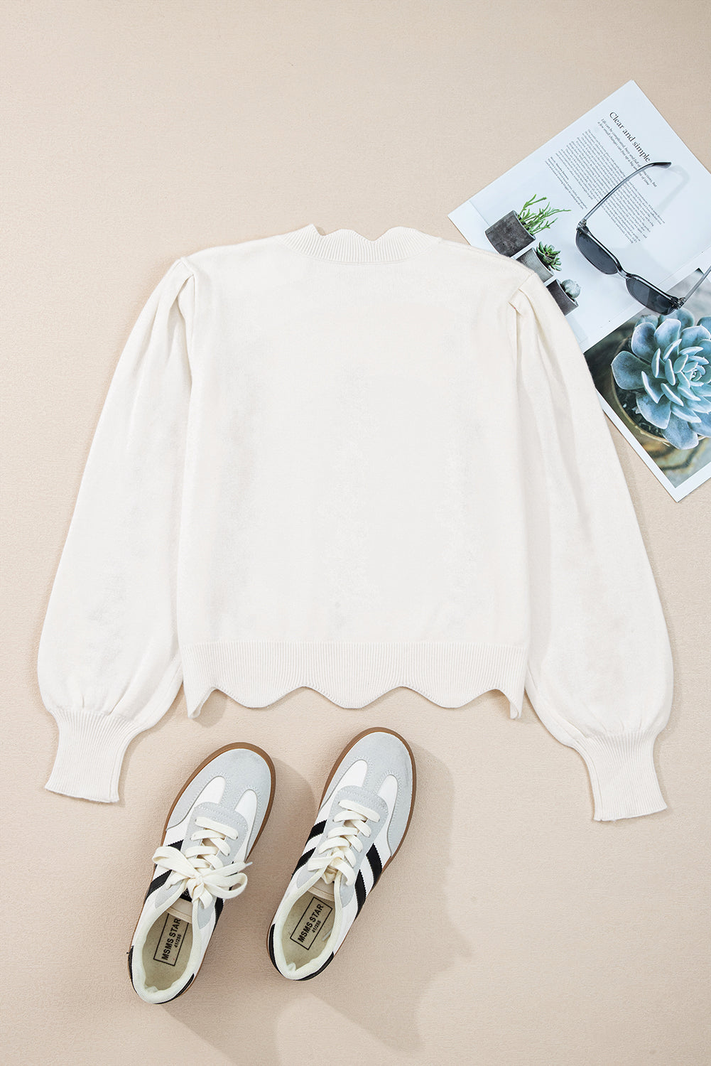 *White Floral Embroidered Scallop Hem Cropped Sweater