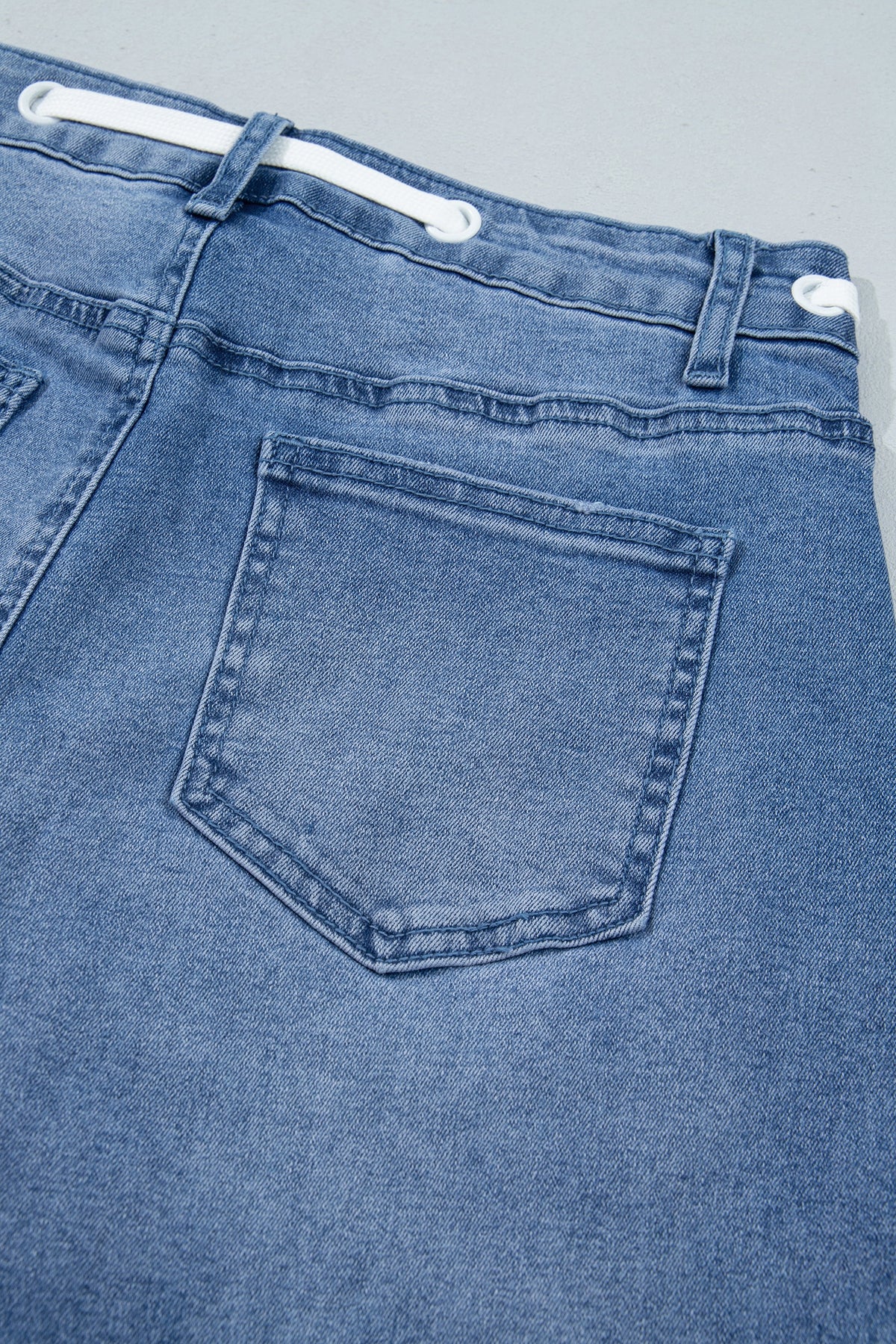*Beau Blue Solid Patchwork Grommet Tie Waist Loose Ankle-Length Jeans