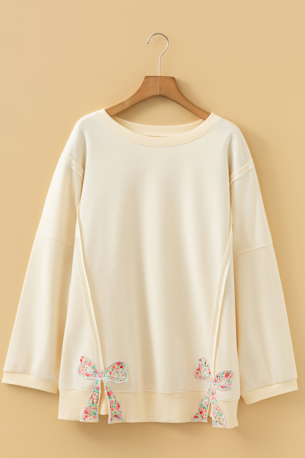 *Beige Plus Size Raw Seam Detail Floral Bow Patched Baggy Pullover