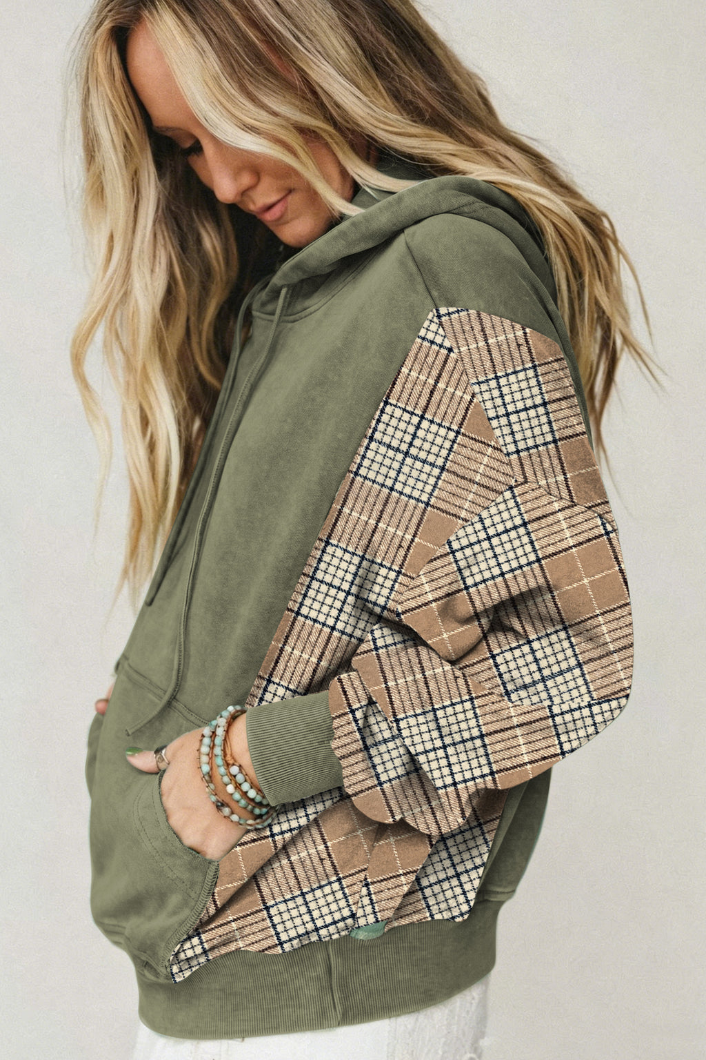 *Black Plaid Sleeve Drawstring Pocket Hooded Sweatshirt