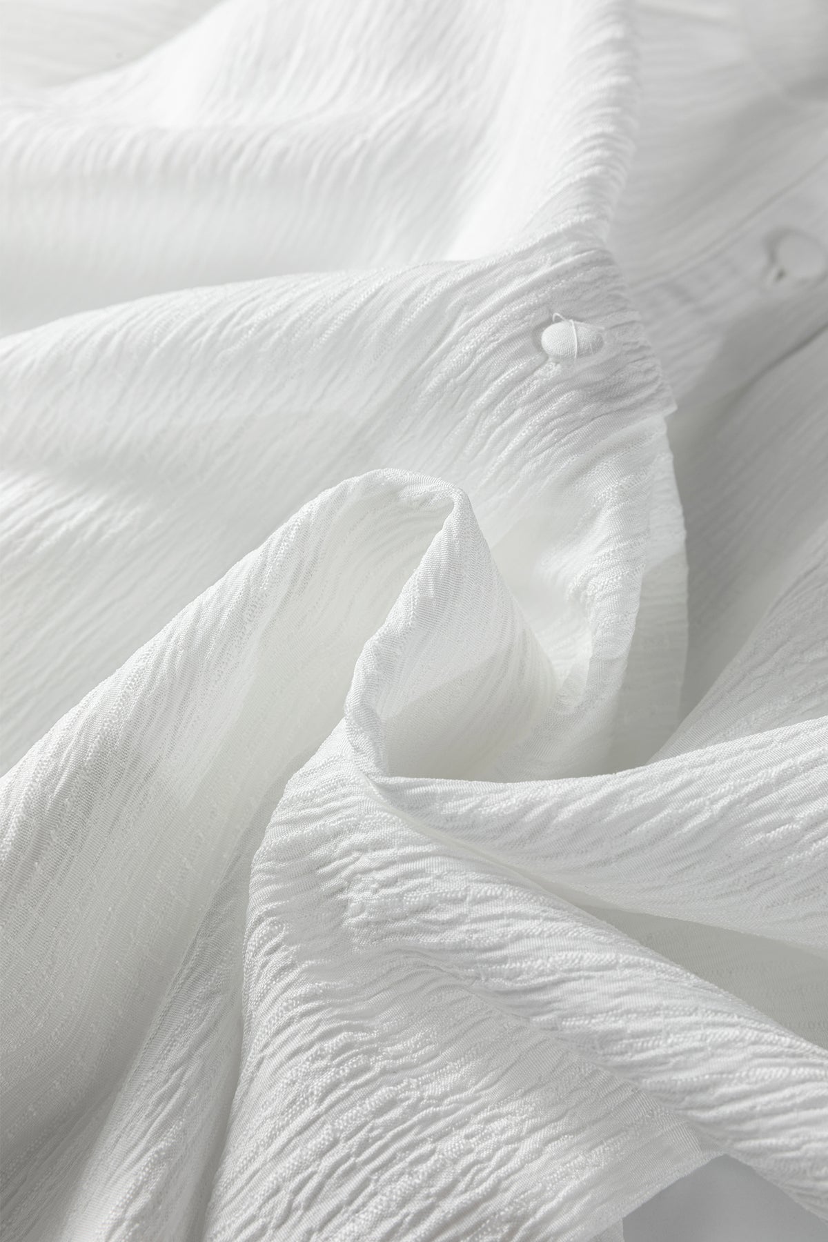 *White Crinkled Texture Lantern Sleeve Button Down Loose Shirt