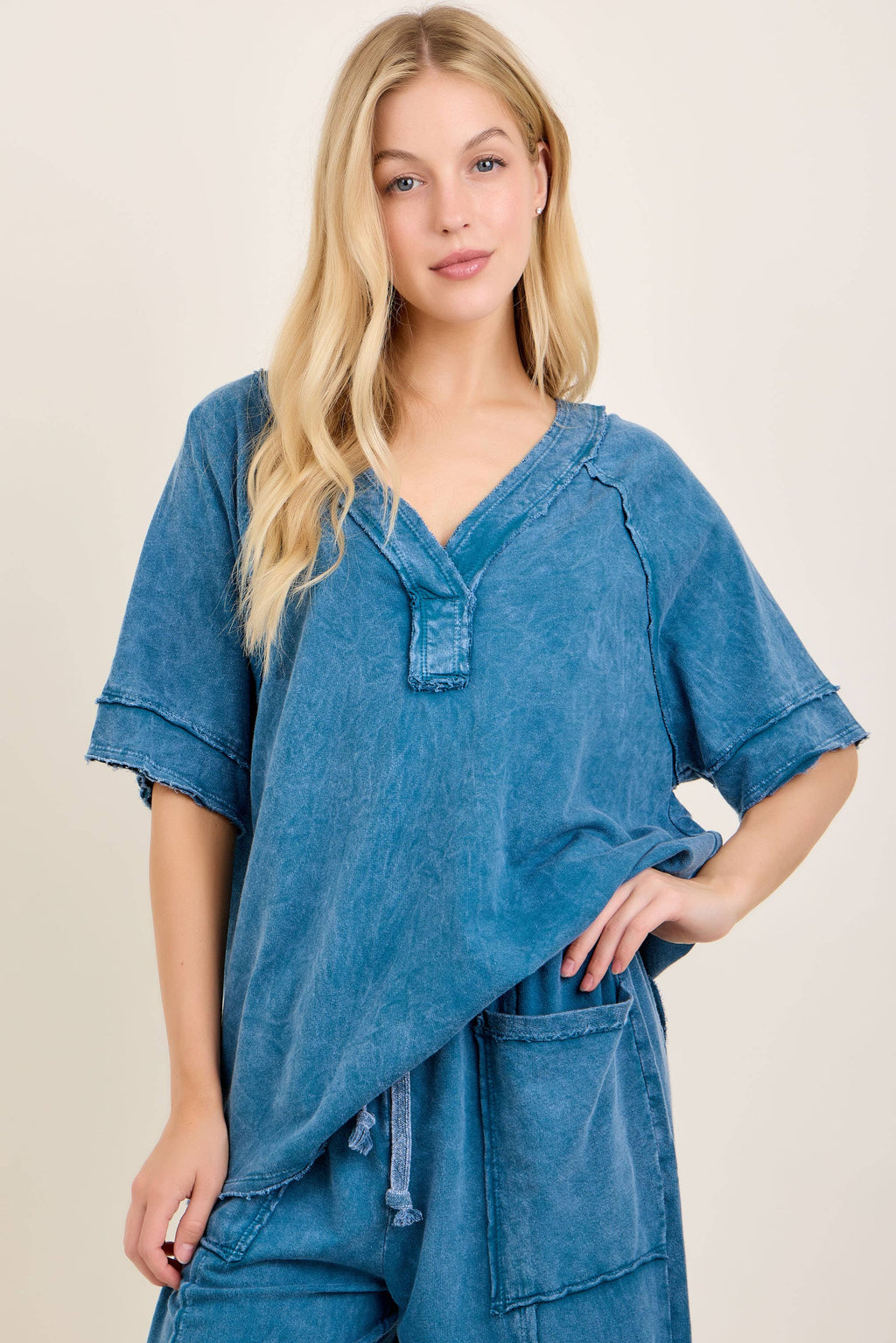 ~Mineral Washed V neck Best Basic Soft Tshirt