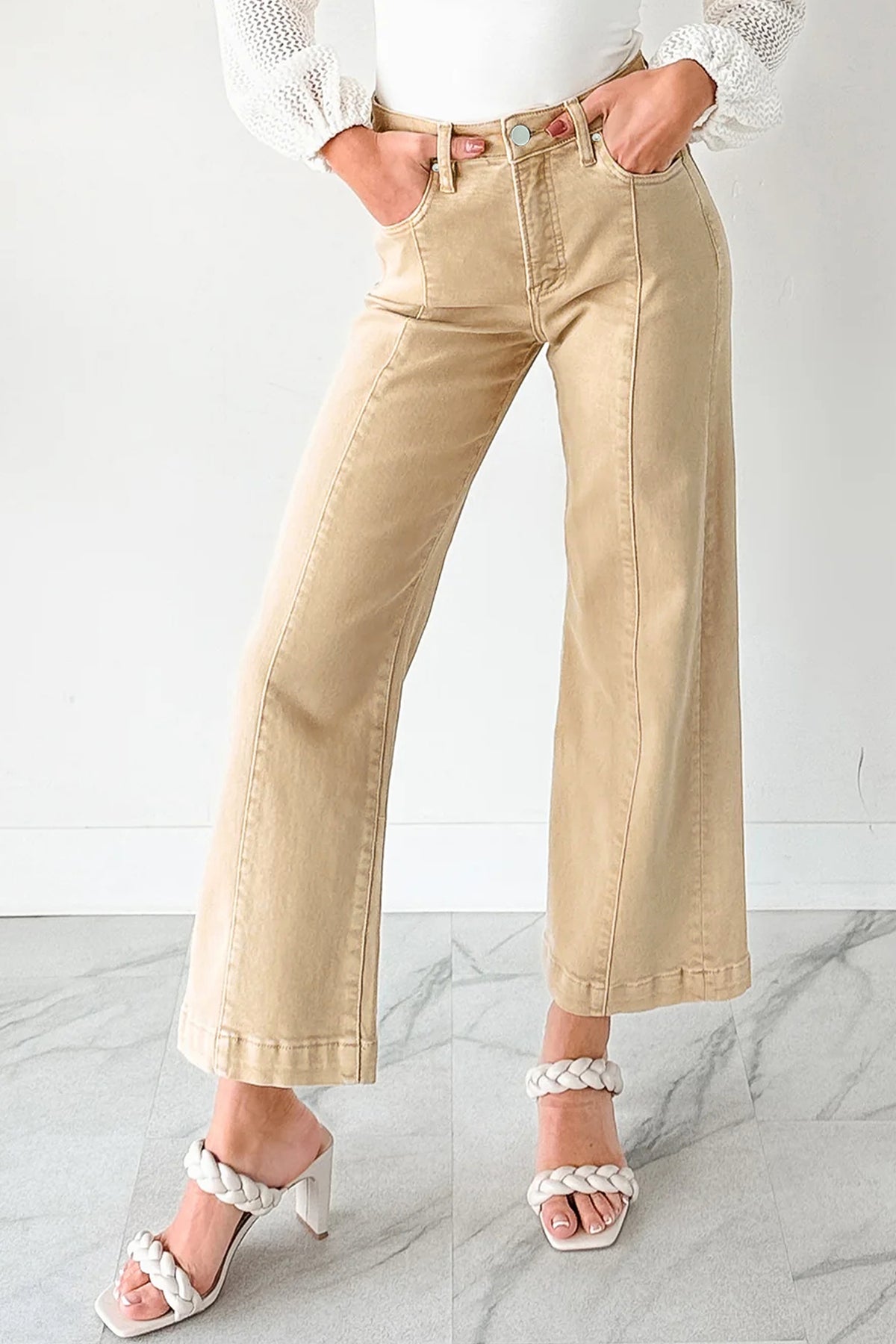 *Red Sandalwood Solid Color Seamed Center Wide Leg Cropped Jeans