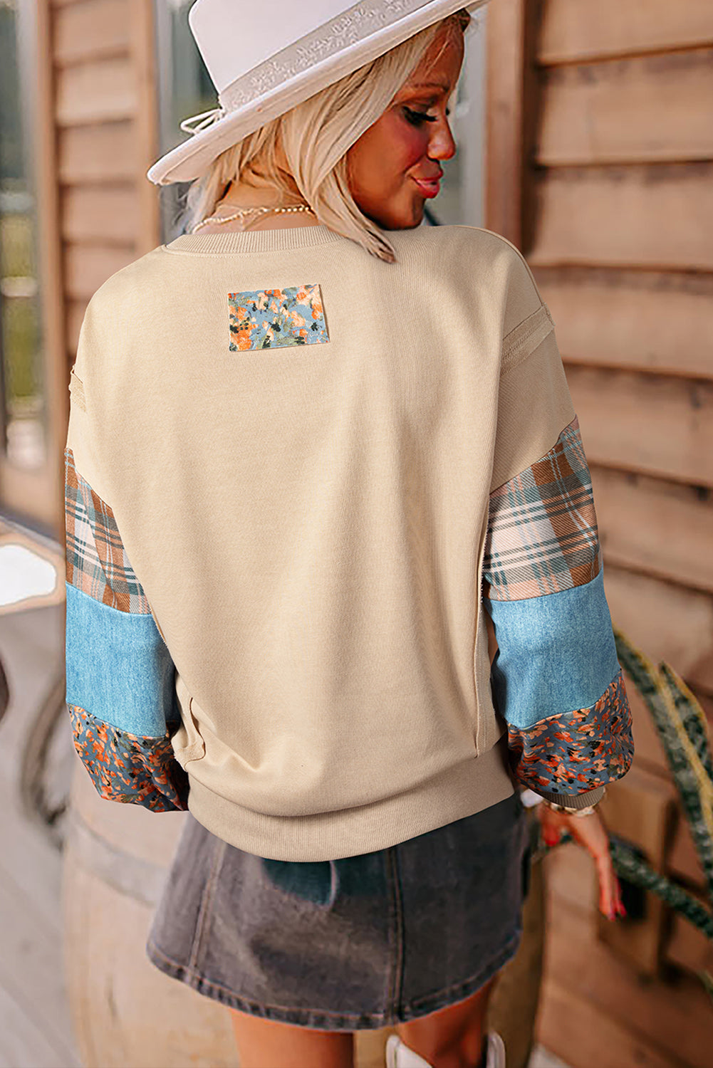 *Red Sandalwood Plaid Colorblock Patchwork Sleeve Raw Seam Sweatshirt