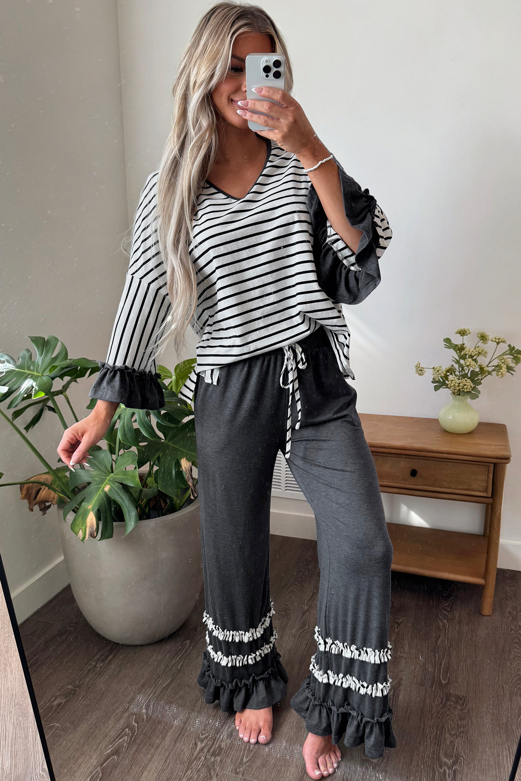 *2 colors Khaki/Gray Stripe V Neck Ruffle Contrast Sleeve Top Drawstring Pants 2pcs Set