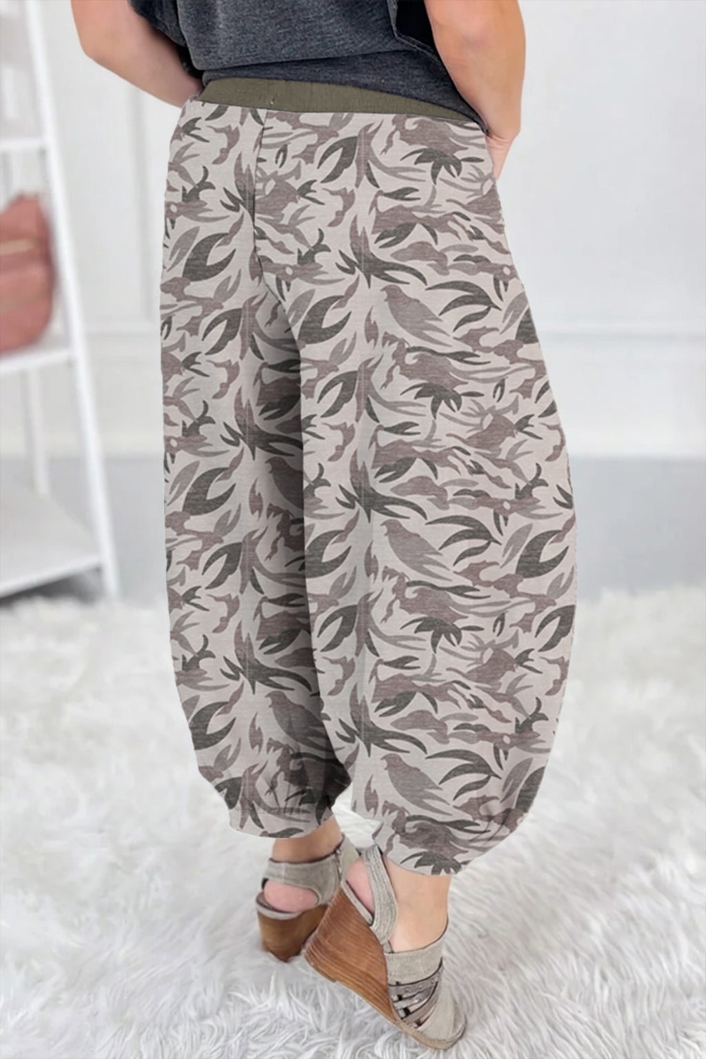 *Multicolour Drawstring Contrast Waistband Camouflage Cargo Barrel Pants