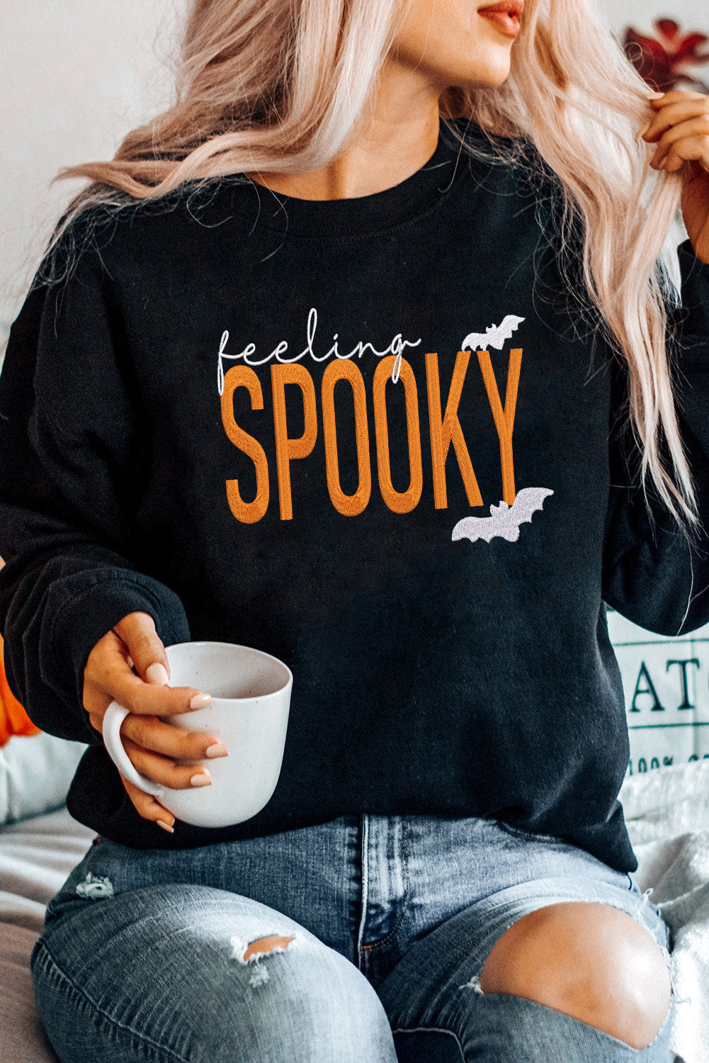 *Black Feeling Spooky Halloween Embroidered Graphic Baggy Sweatshirt