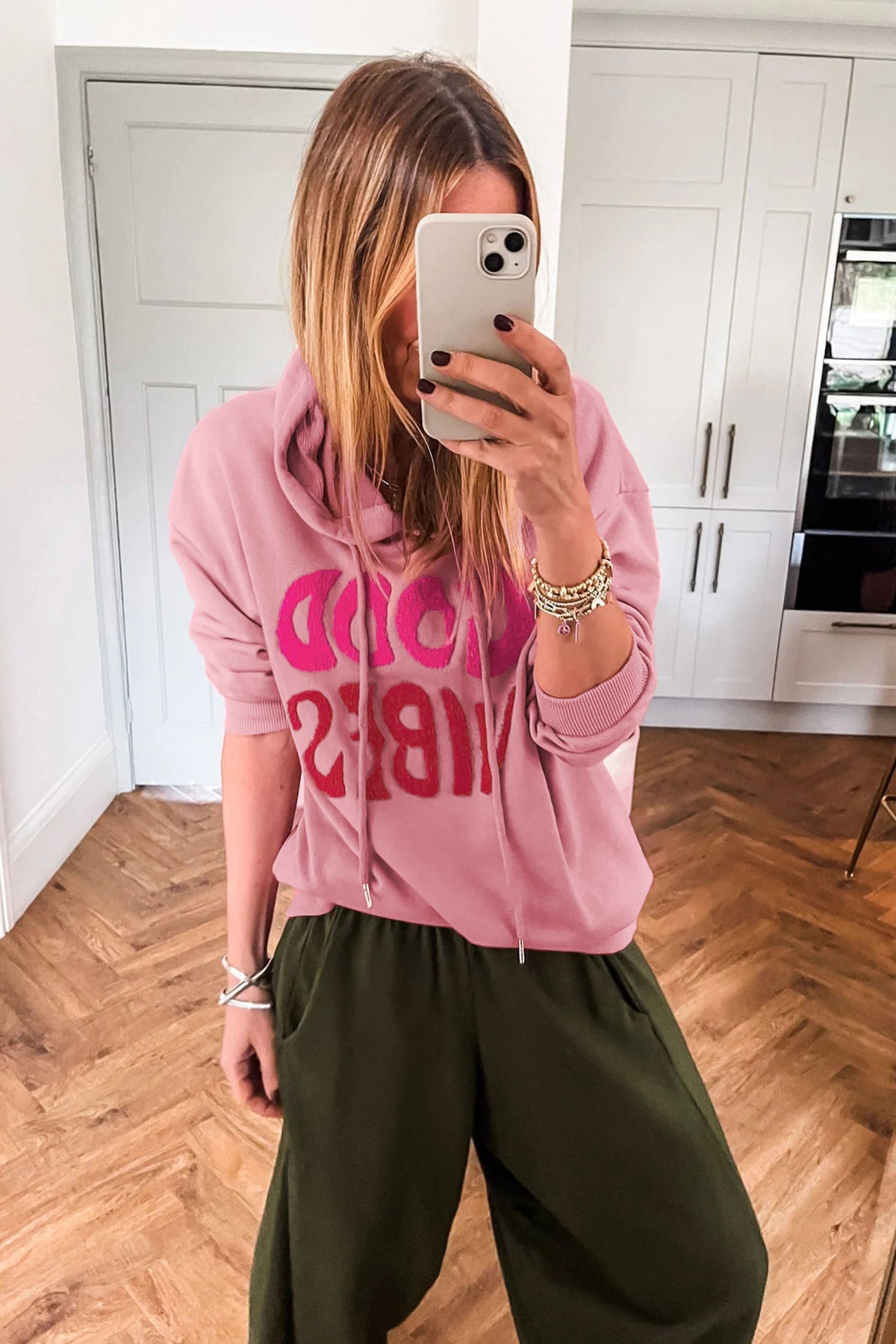 *Gossamer Pink GOOD VIBES Chenille Letter Graphic Casual Hoodie