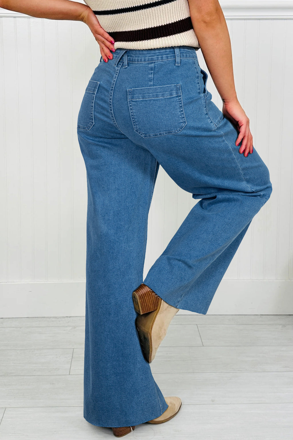 *Dark Brown Retro Washed Patch Pocket Loose Jeans
