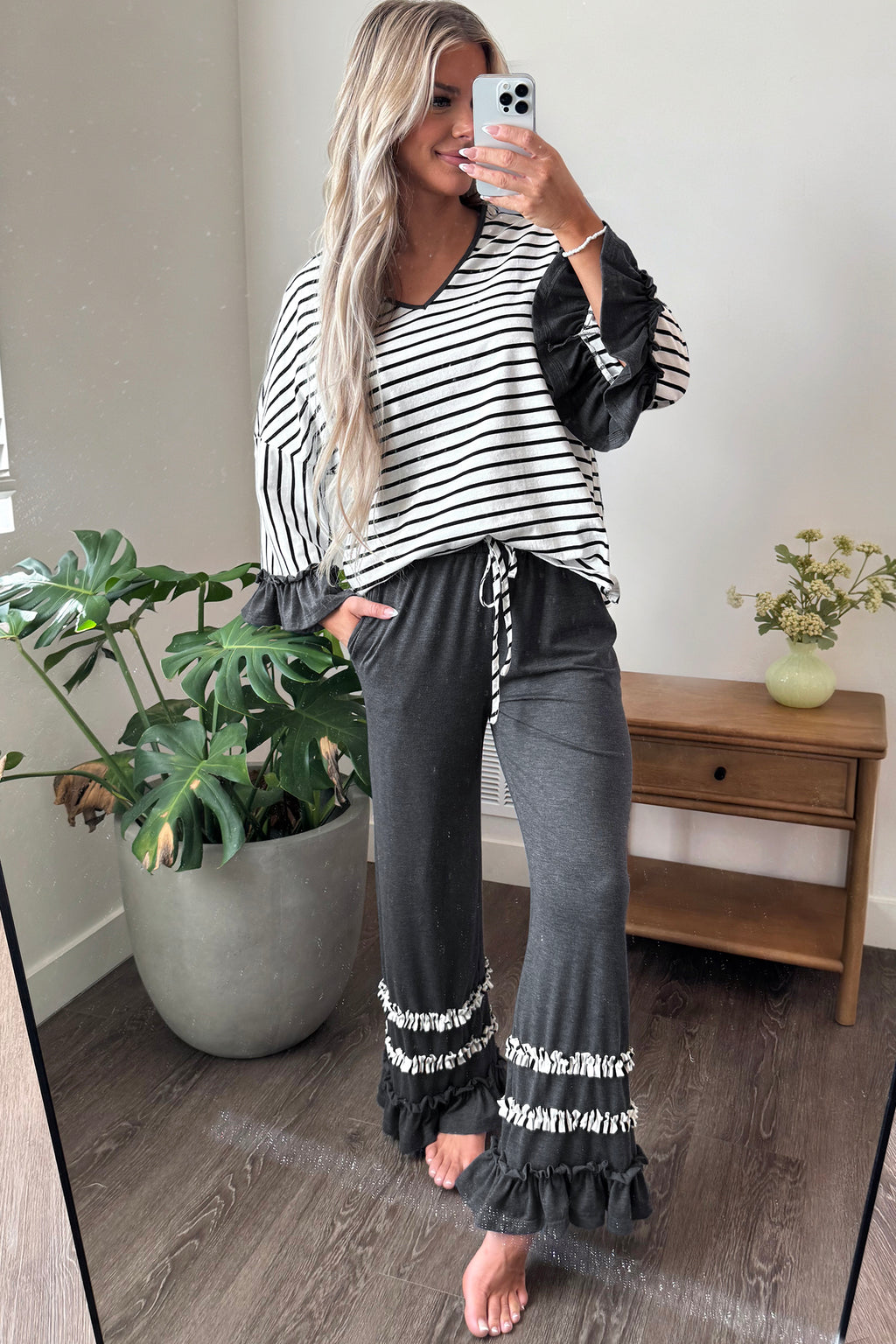 *2 colors Khaki/Gray Stripe V Neck Ruffle Contrast Sleeve Top Drawstring Pants 2pcs Set