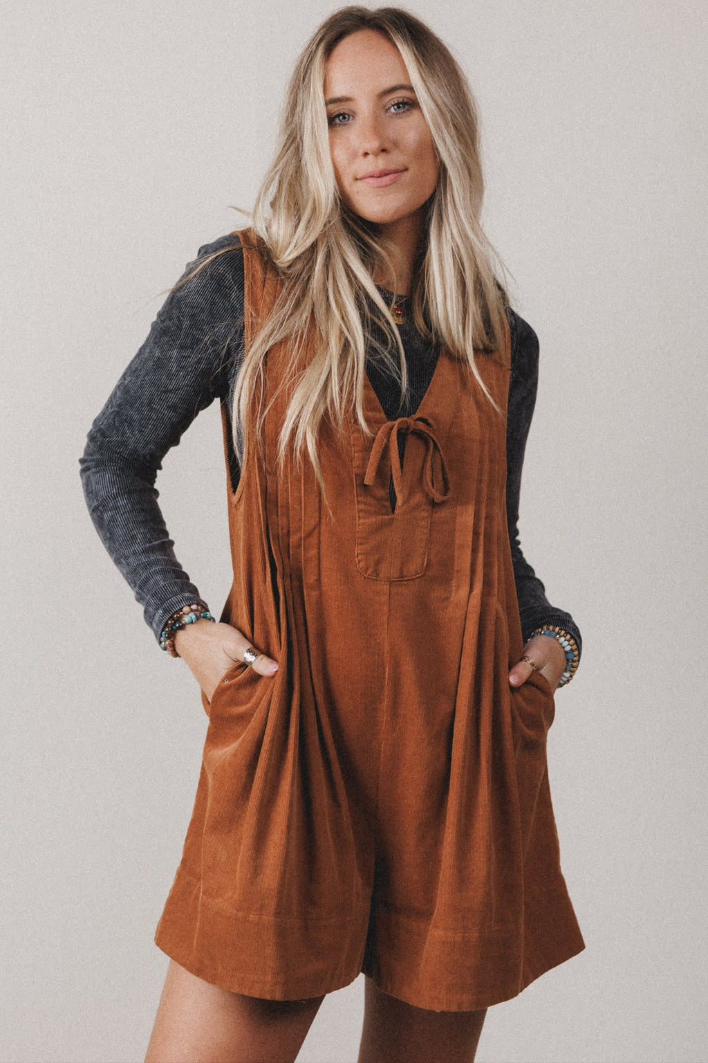 *Cinnamon Solid Color Tie V Neck Sleeveless Corduroy Romper